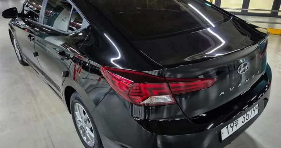 Hyundai Avante (Elantra) 