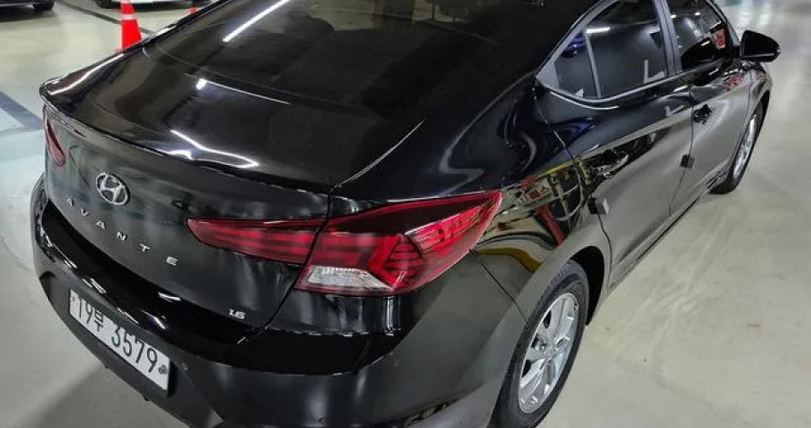 Hyundai Avante (Elantra) 