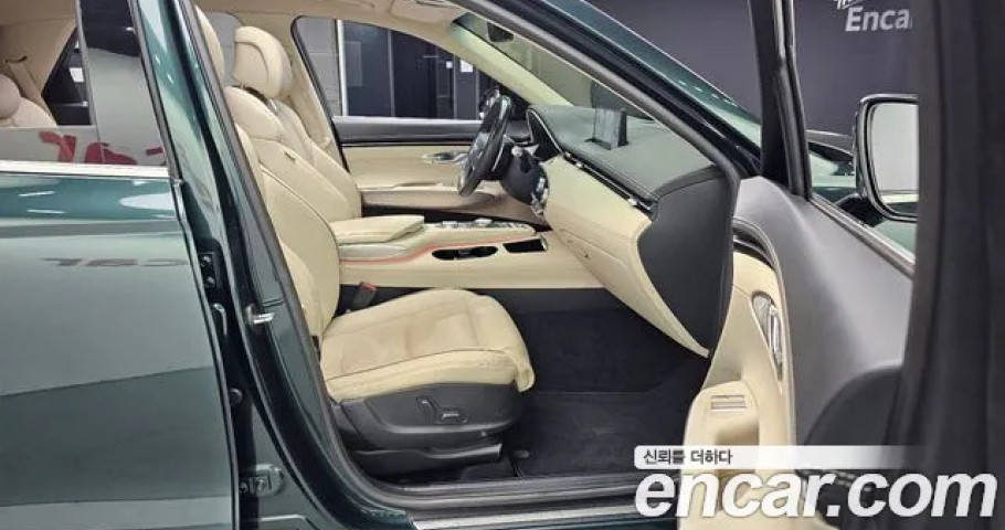Genesis Gv70 