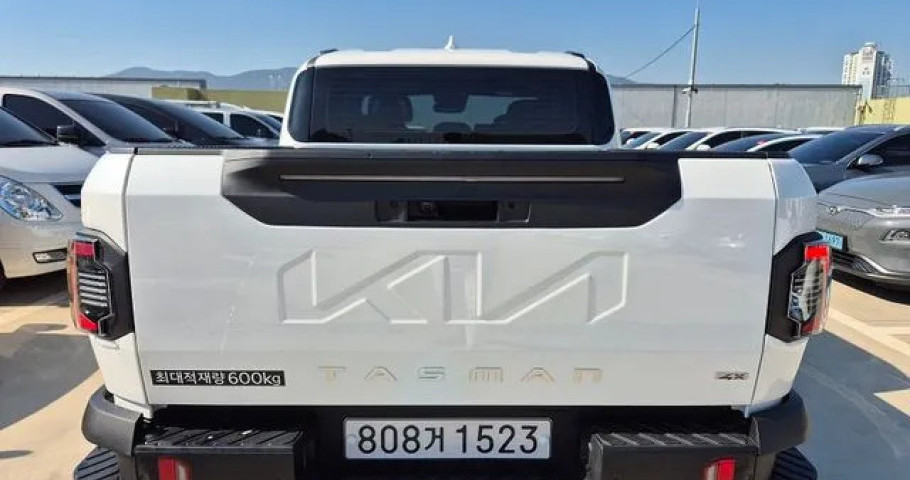 Kia Tasman 