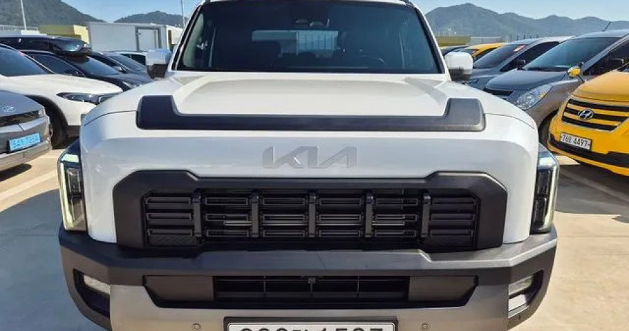 Kia Tasman 