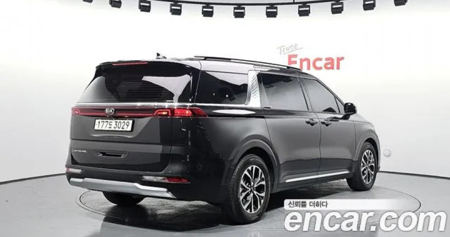 Kia Carnival 