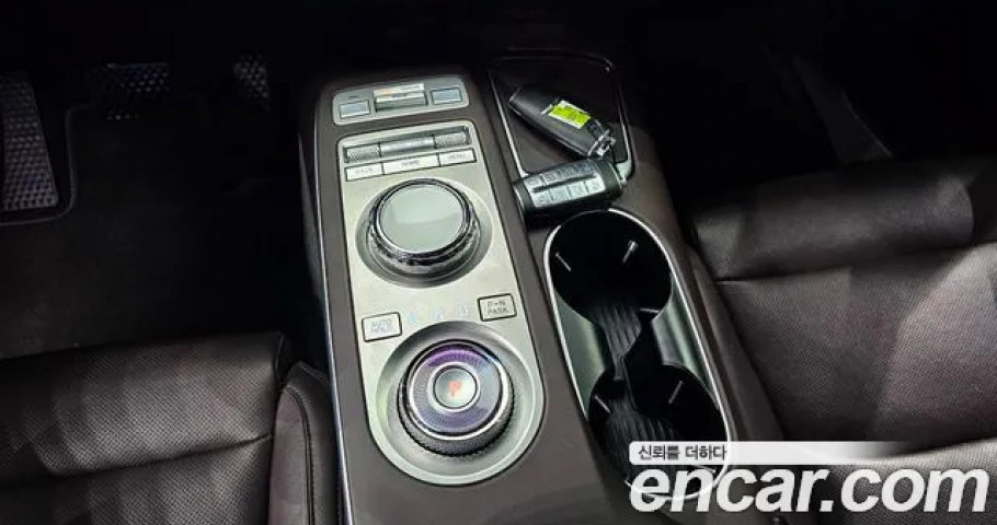 Genesis Gv70 