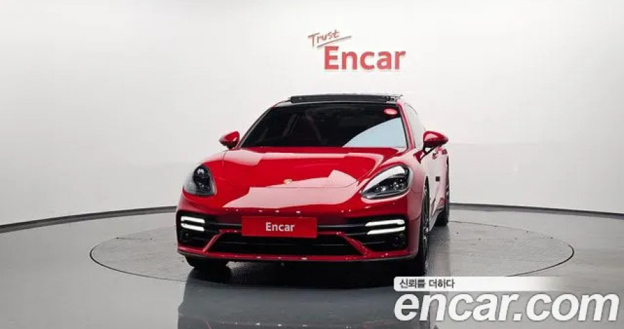 Porsche Panamera 
