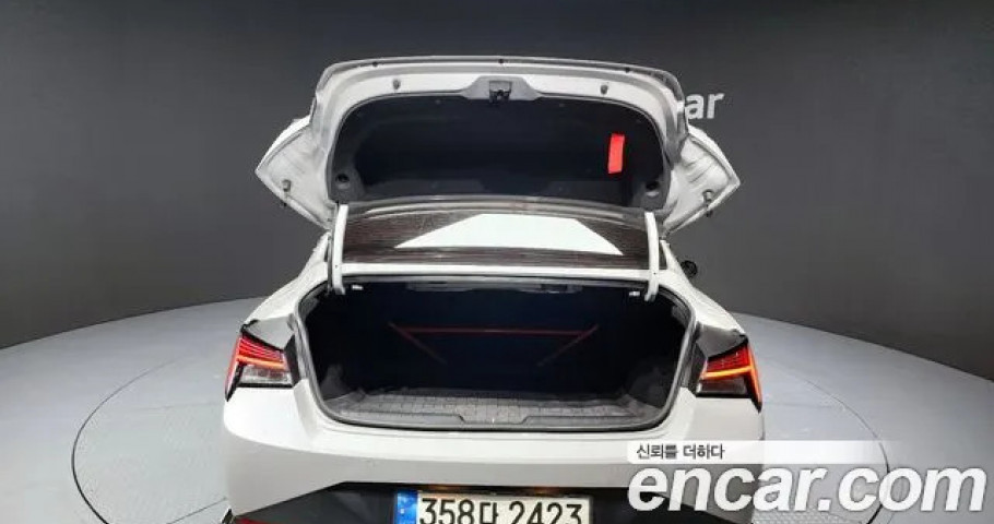 Hyundai Avante (Elantra) 