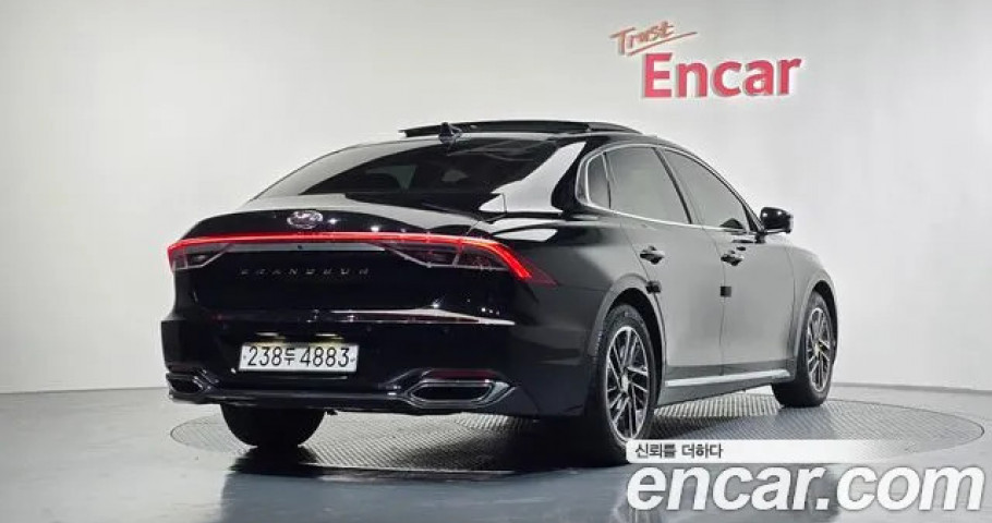 Hyundai Grandeur 