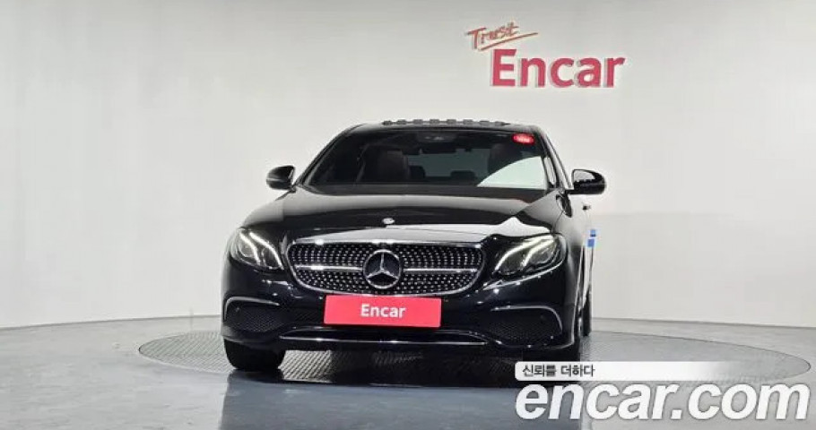 Mercedes-Benz E-Class 