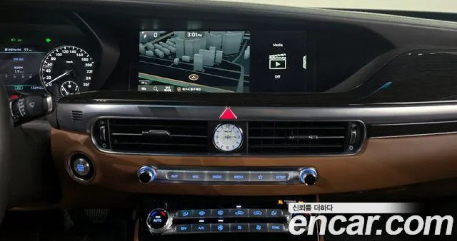 Genesis G90 