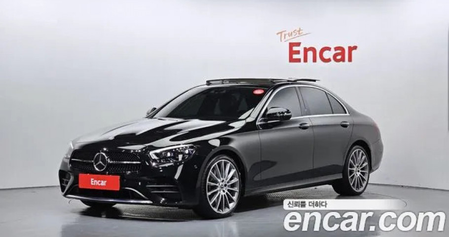 Mercedes-Benz E-Class 