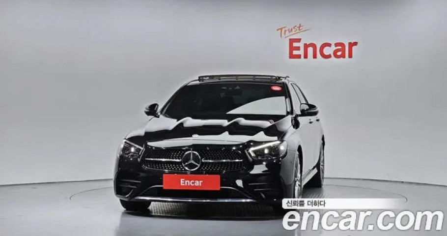 Mercedes-Benz E-Class 