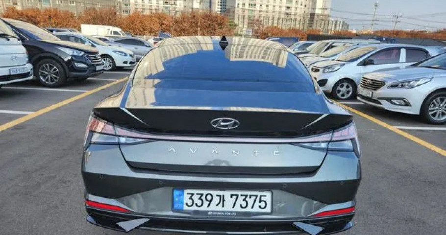 Hyundai Avante 