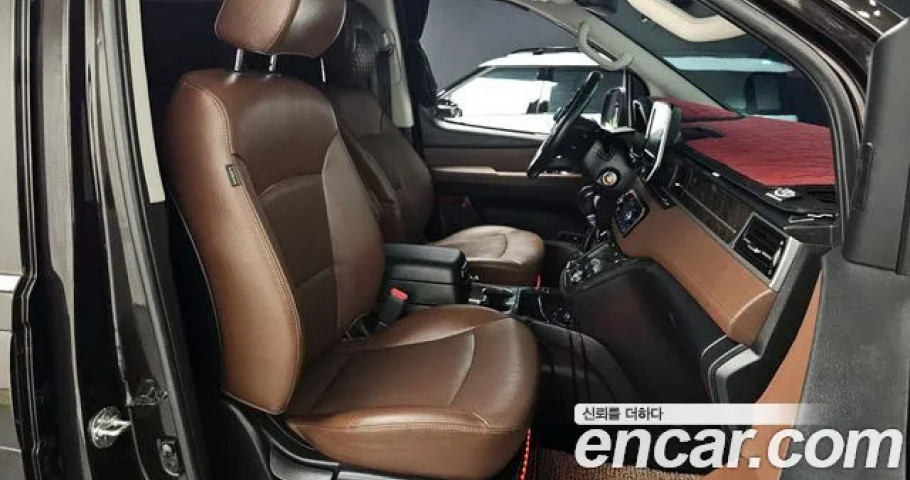 Hyundai Starex 