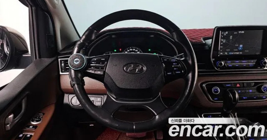 Hyundai Starex 