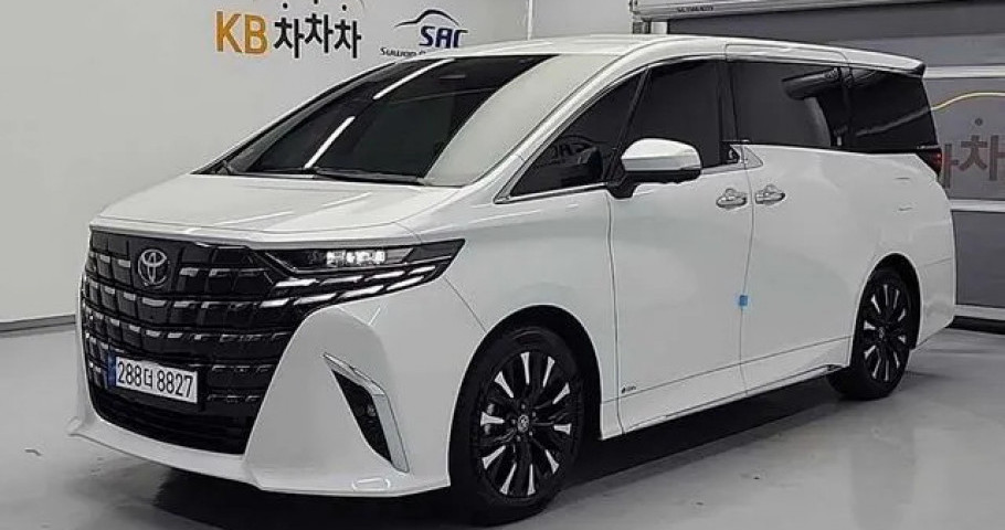 Toyota Alphard 