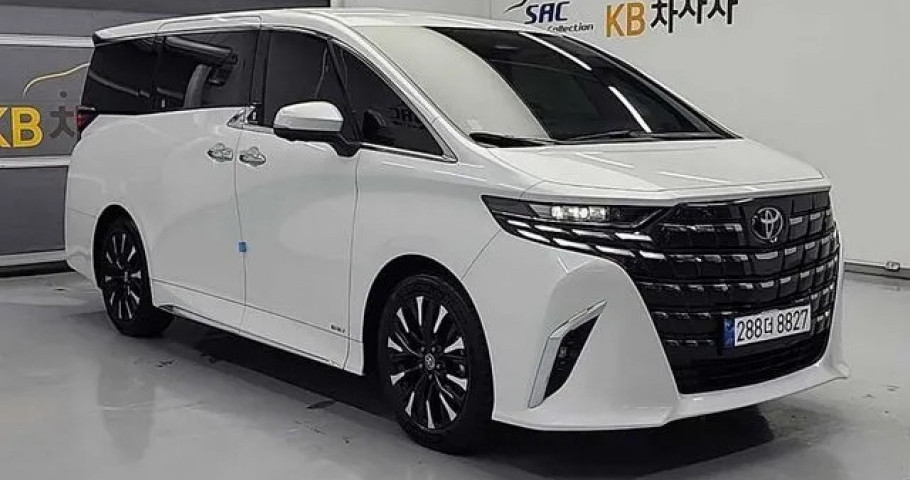 Toyota Alphard 