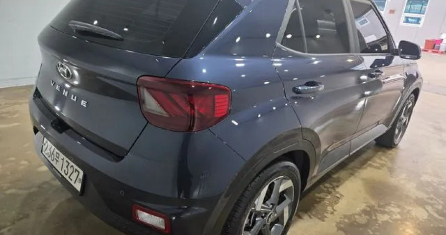 Hyundai Venue 