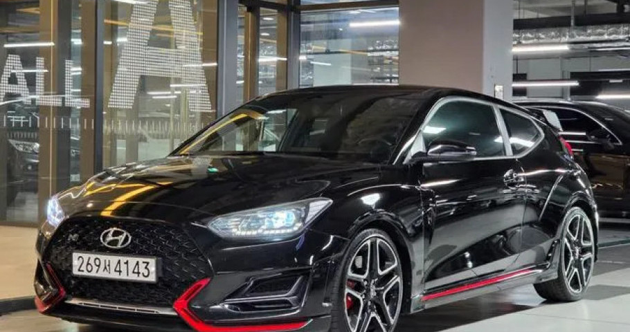 Hyundai Veloster 