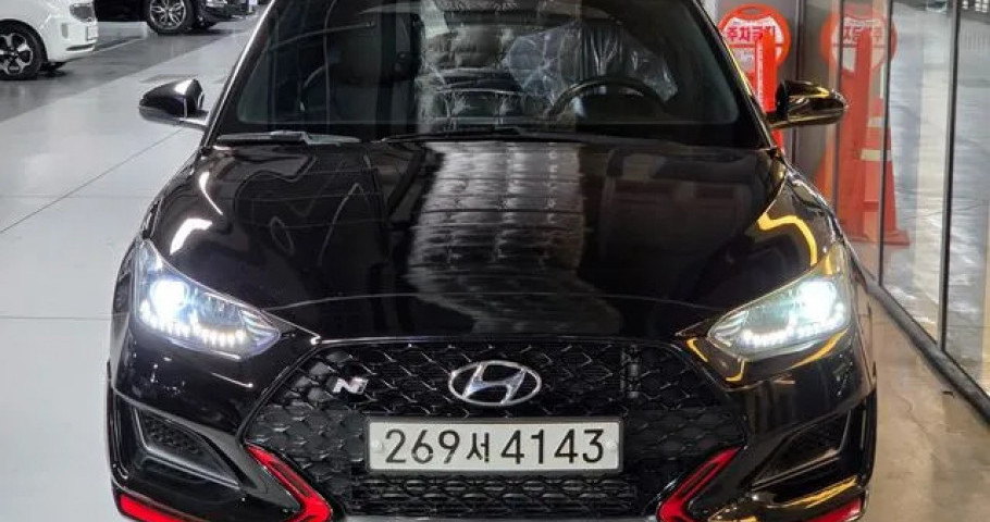 Hyundai Veloster 