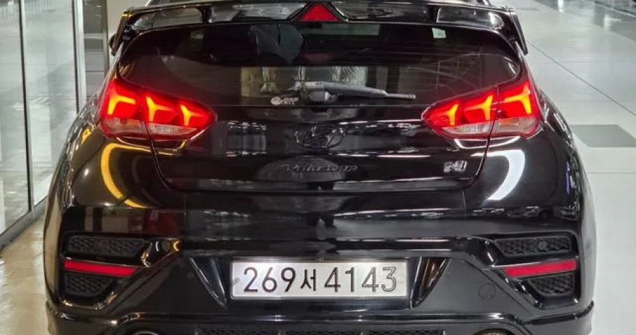 Hyundai Veloster 
