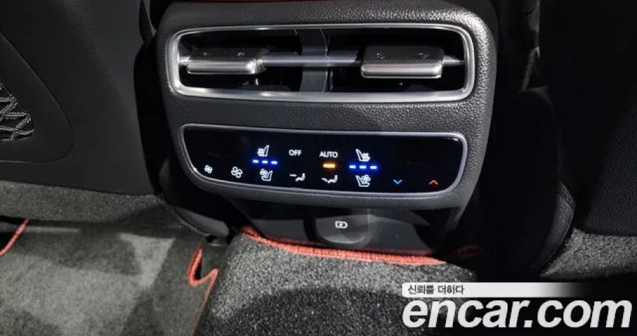 Genesis Gv70 