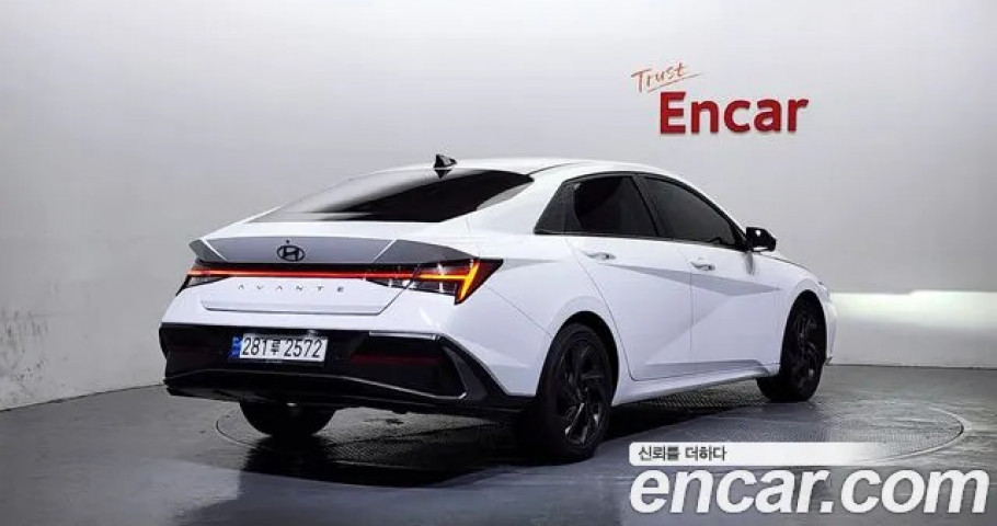 Hyundai Avante 