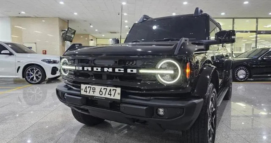 Ford Bronco 