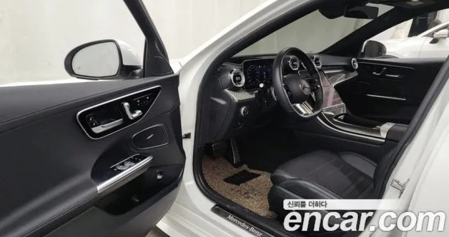 Mercedes-Benz C-Class 