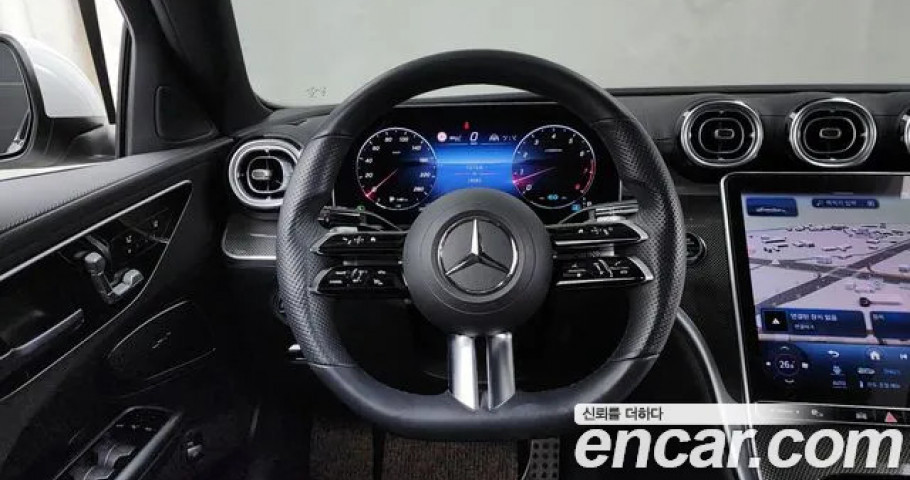 Mercedes-Benz C-Class 