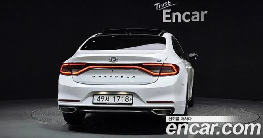 Hyundai Grandeur 