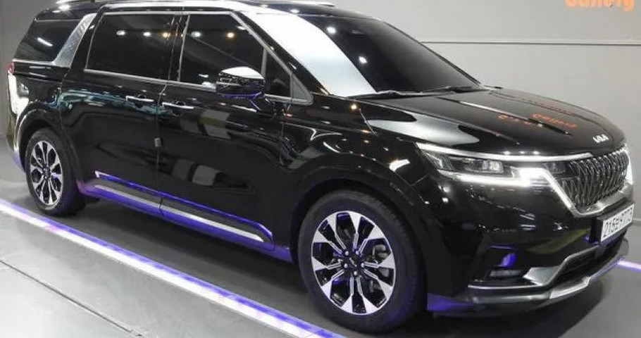 Kia Carnival 