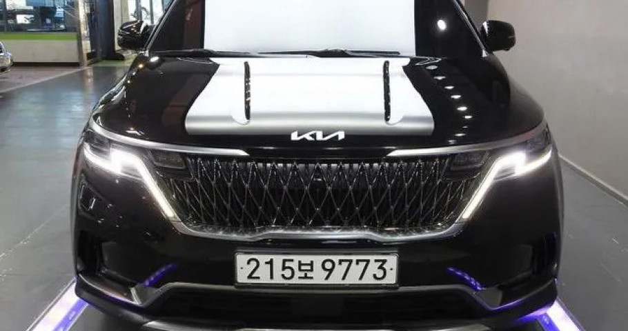 Kia Carnival 