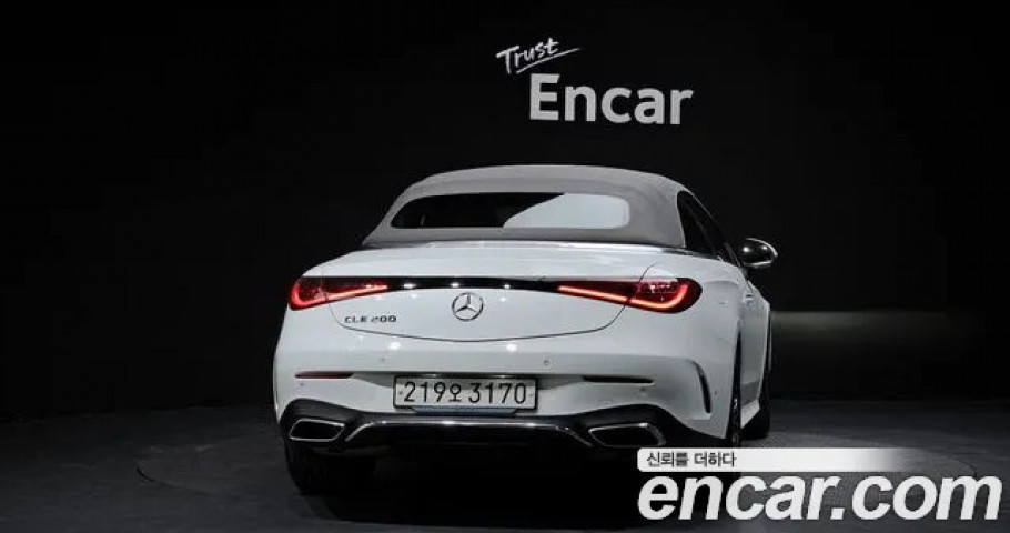 Mercedes-Benz Cle-Class 