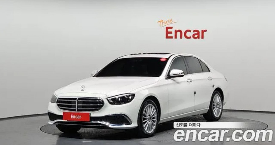 Mercedes-Benz E-Class 