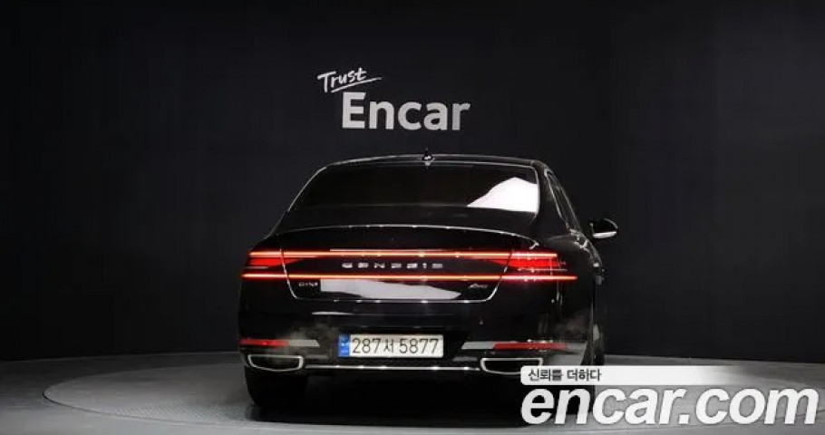 Genesis G90 