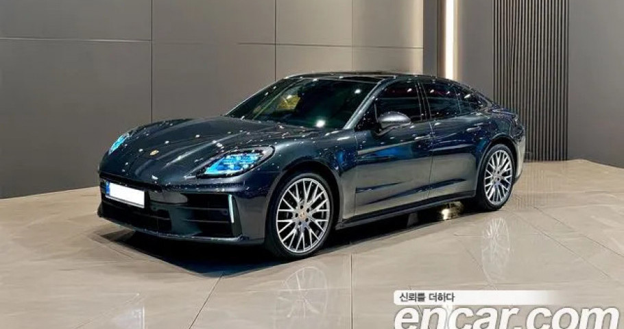 Porsche Panamera 