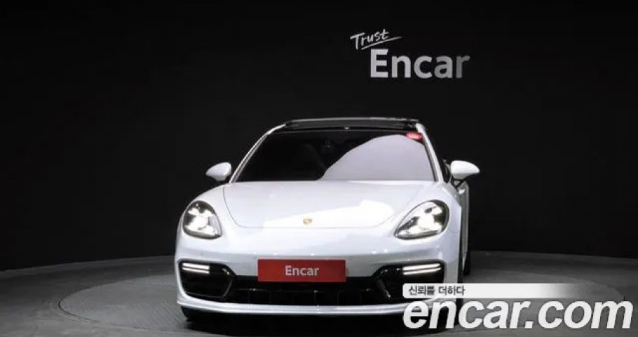 Porsche Panamera 