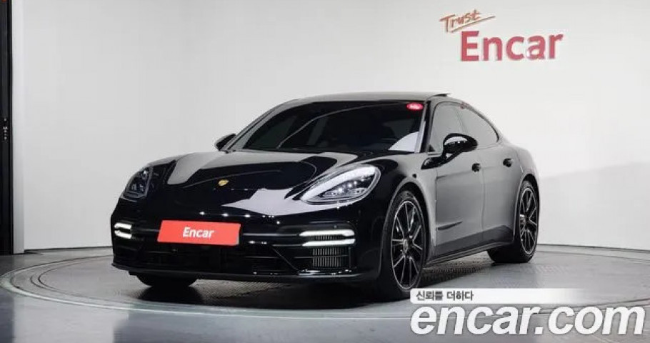 Porsche Panamera 