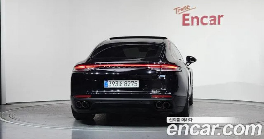 Porsche Panamera 