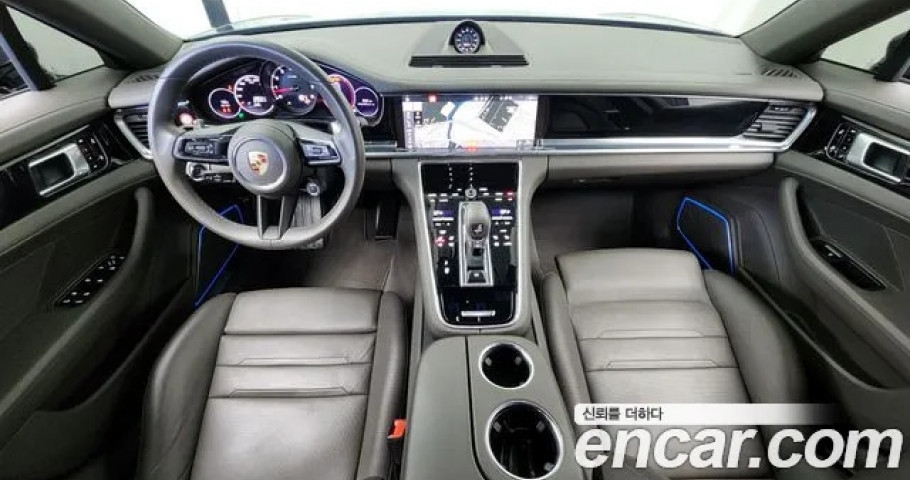 Porsche Panamera 