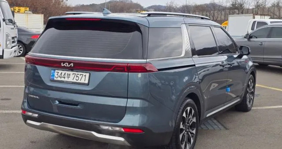 Kia Carnival 