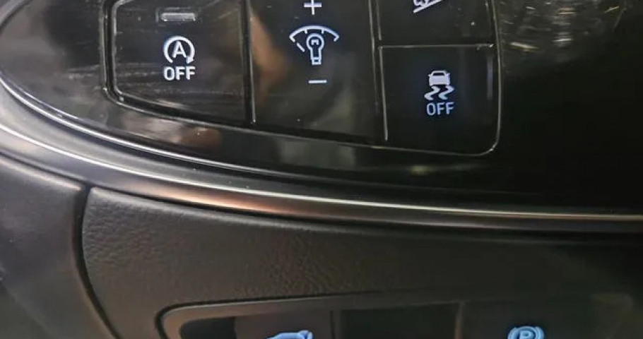 Genesis Gv70 