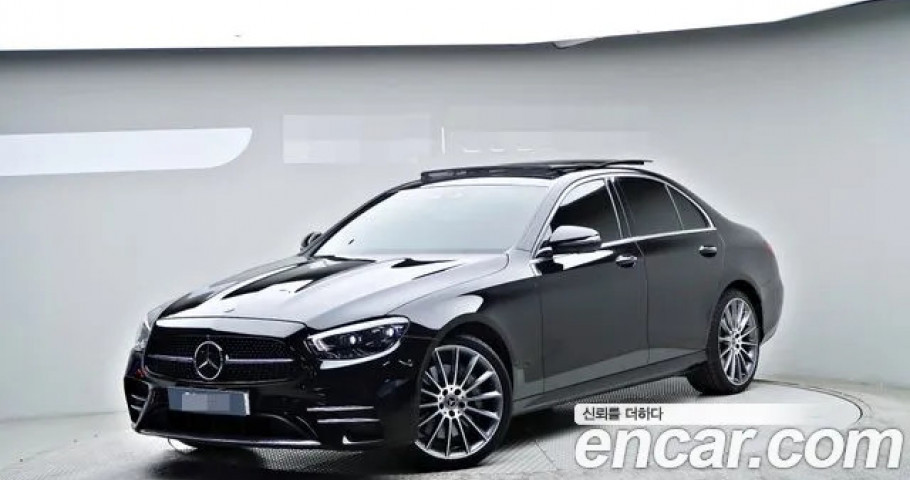 Mercedes-Benz E-Class 