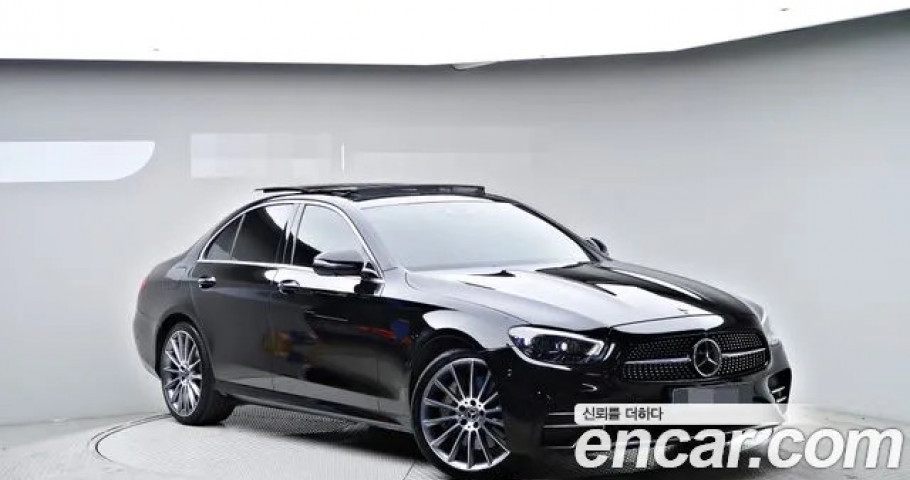 Mercedes-Benz E-Class 