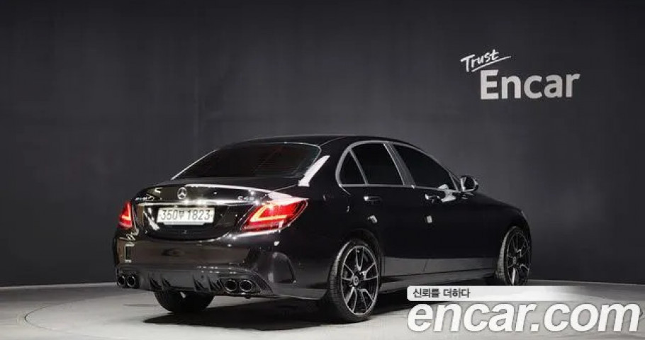 Mercedes-Benz C-Class 