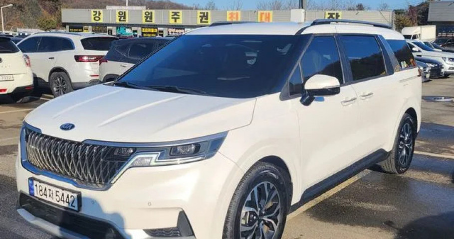 Kia Carnival 