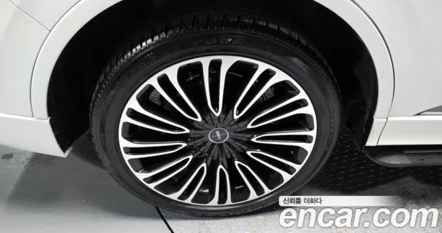 Lincoln Aviator 