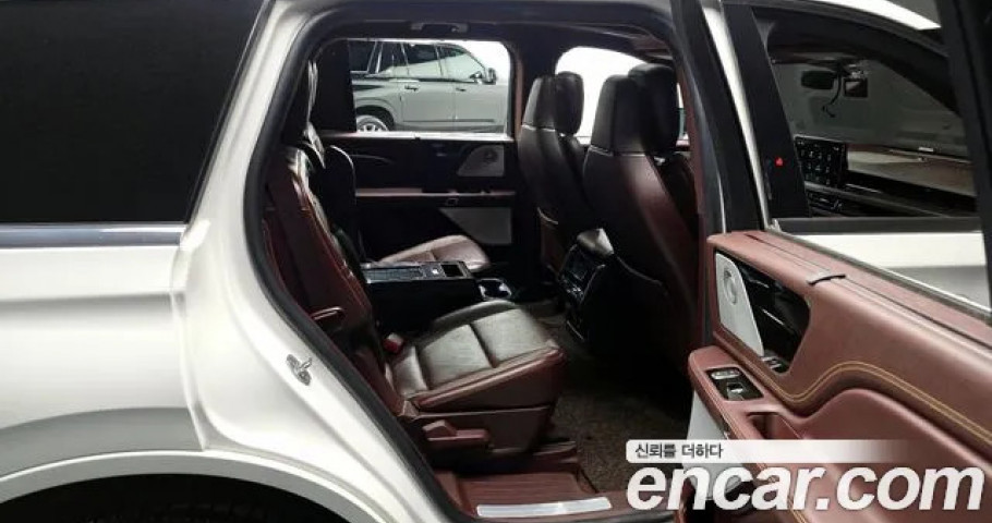 Lincoln Aviator 