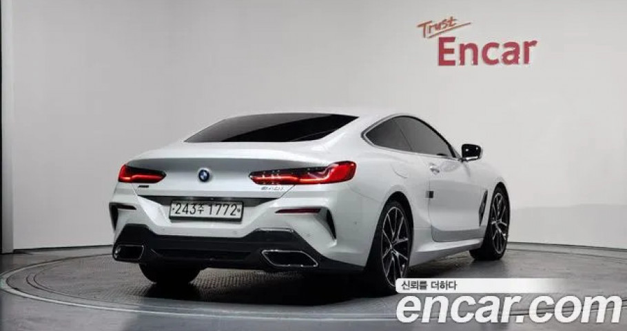 Bmw 8-Series 