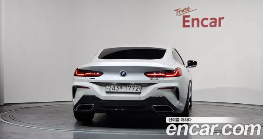 Bmw 8-Series 