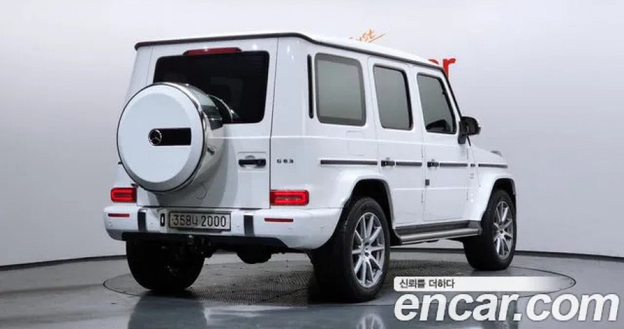 Mercedes-Benz G-Class 